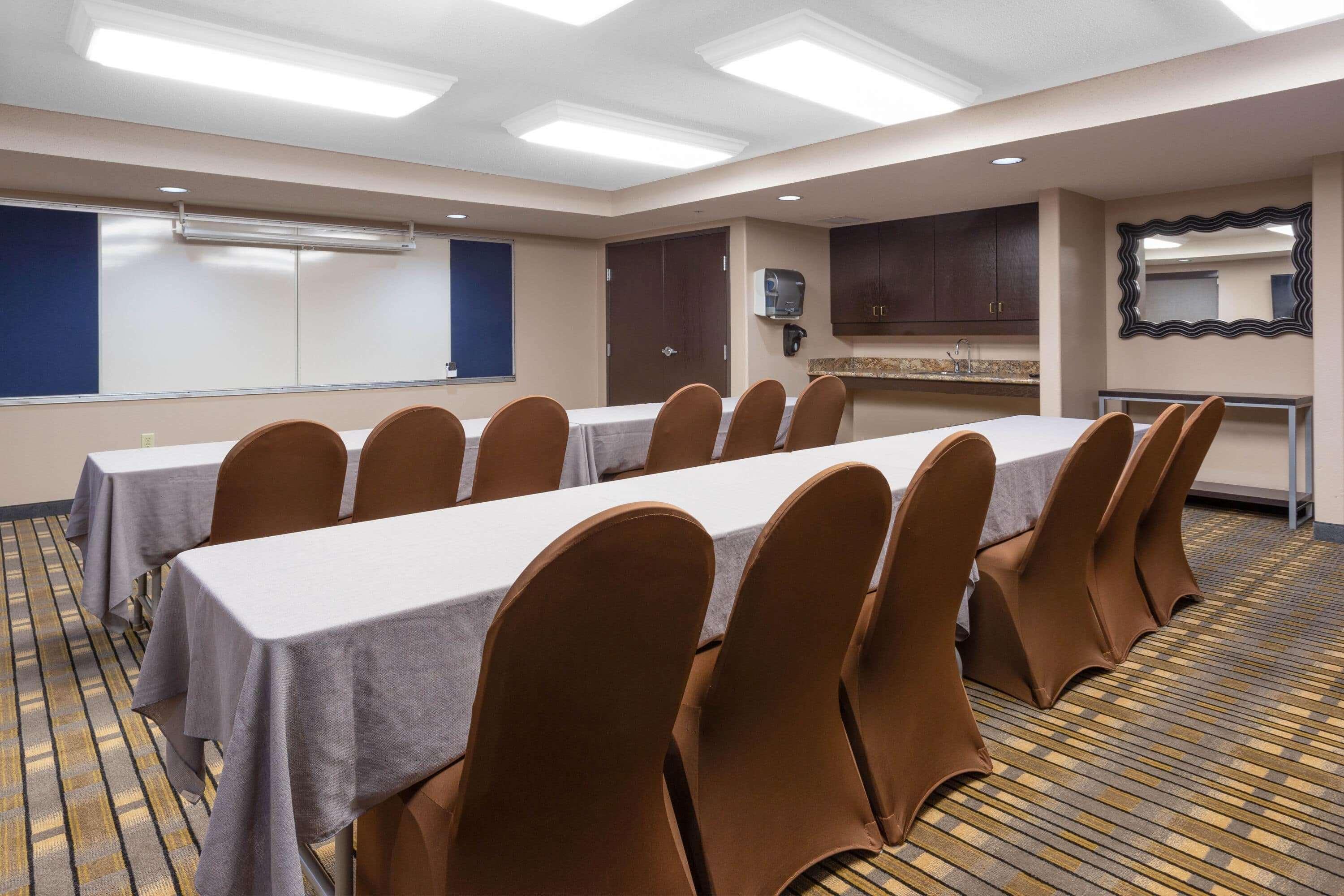 Americinn By Wyndham Madison South Ngoại thất bức ảnh