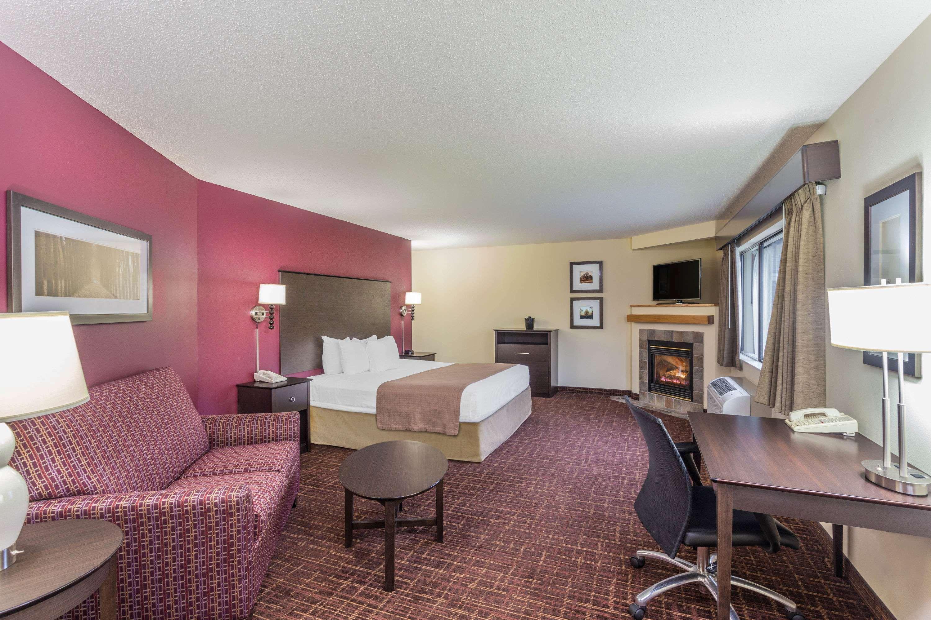 Americinn By Wyndham Madison South Ngoại thất bức ảnh